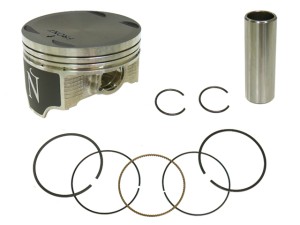 NAMURA TŁOK KAWASAKI KVF 700 PRAIRIE '04-'06, KFX 700 V-FORCE '04-'10, SUZUKI 700 TWIN PEAKS '04-'05 (+0,50 = 82,46MM) (8679D050) (PIERŚCIENIE NA-20070