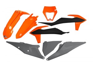 UFO KOMPLET PLASTIKÓW KTM EXC 125 '20-'21, EXC 250 / 300 TPI '20-'23, EXC-F 250 / 350 / 450 / 500 '20-'23 Z OSŁONĄ LAMPY KOLOR OEM '21 (POMARAŃCZOWY/CZARNY/SZARY)