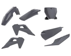 POLISPORT KOMPLET PLASTIKÓW HUSQVARNA TC/FC TPI '19-'22 W ZESTAWIE TABLICA PRZEDNIA (8666500005) I OSŁONY AMORTYZATORÓW (8398900006) KOLOR SZARY