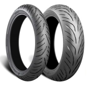 BRIDGESTONE OPONA 180/55ZR17 BATTLAX T32 (73W) TL J TRACER900 '21 TYŁ 04-40/2024