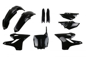UFO KOMPLET PLASTIKÓW (FULL KIT) Z OSŁONAMI TELESKOPÓW (AMORTYZATORÓW) YAMAHA YZ 125 '15-'21, YZ 250 '15-'21 KOLOR CZARNY (YA319E001)