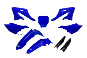 UFO 2025/11 KOMPLET PLASTIKÓW (FULL KIT) Z OSŁONAMI TELESKOPÓW (AMORTYZATORÓW) YAMAHA YZ 125 / 250 '22-'26 KOLOR NIEBIESKI OEM (OSŁONY TELESKOPÓW CZARNE) - RESTYILING NA YZF