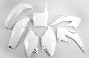 UFO KOMPLET PLASTIKÓW HONDA CR 125/250 '04-'07 KOLOR BIAŁY (HO103E041)