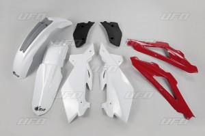 UFO KOMPLET PLASTIKÓW HUSQVARNA CR 250 2T '09-'13 KOLOR OEM (BIAŁY/CZERWONY/CZARNY) (HU608E999)