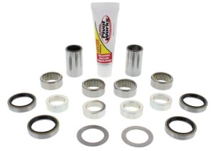 PIVOT WORKS ZESTAW NAPRAWCZY WAHACZA KTM SX/SXF '16-'22, EXC-EXCF '17-'25 , HUSABERG 390/450 '09-'11, HUSQVARNA '16-19, BETA RR,HUSQVARNA TC/FC '16-'23, FE/TE '17-'23 (28-1125)(TULEJKI 17x22x39MM-2SZT, ŁOŻYSKA 22x28x12MM-4SZT)