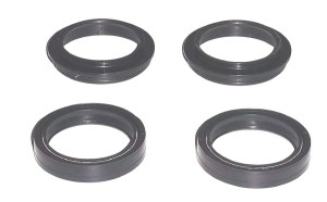TOURMAX USZCZELNIACZE PRZEDNIEGO ZAWIESZENIA OLEJOWE I PYŁOWE (KOMPLET) (45X57X11) HONDA CBR 900RR 93-99, GL 1500 97-03, SUZUKI GSXR 600 97-03 (ARI067)(ARI091) (MADE IN JAPAN)