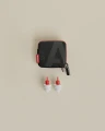 alpine-motosafe-race-earplugs-overview-including-accessories.webp